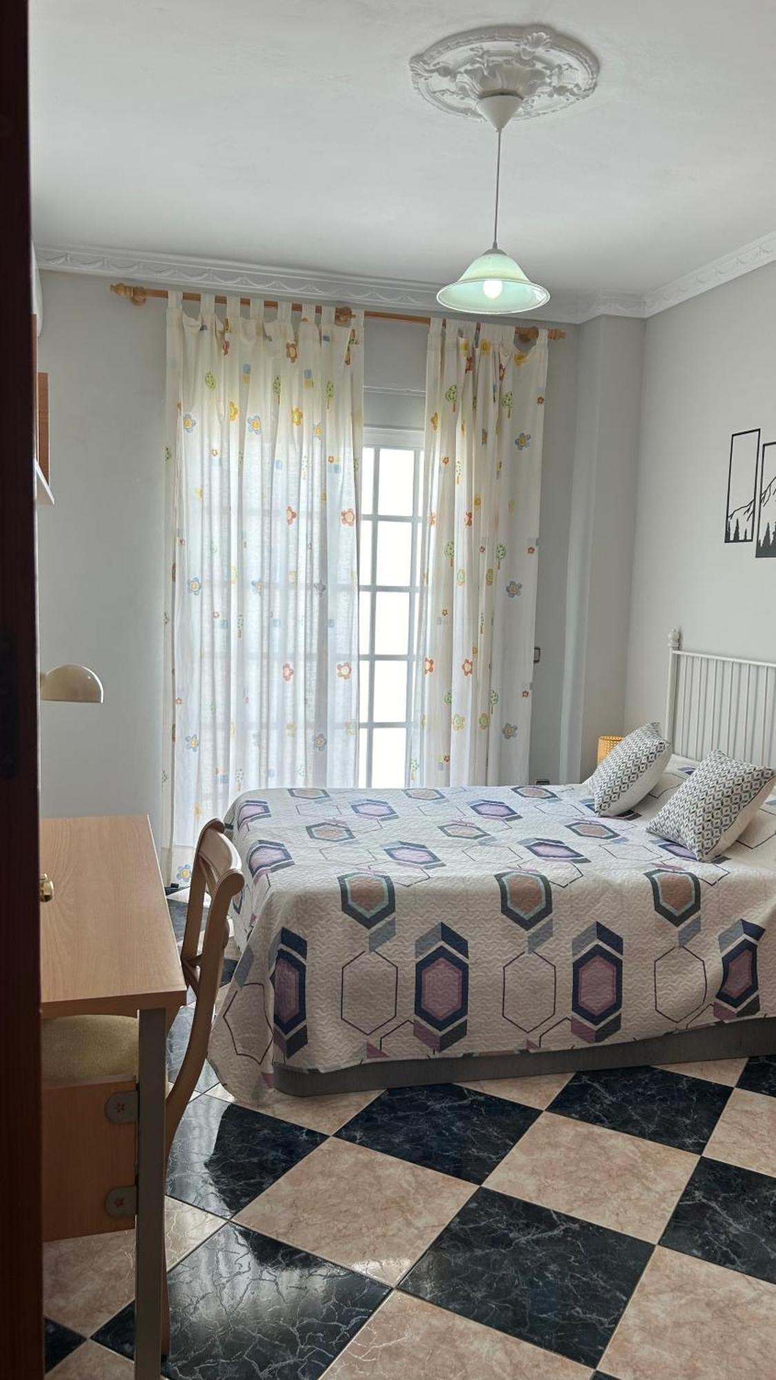 Apartamento Piso En Arenas De Velez *